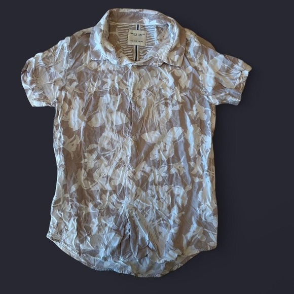 Denim & Flower Boys’ Short Sleeve Button-Up Shirt - Size 11/12 - Picture 2 of 5